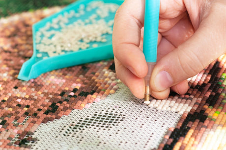 Diamond Painting : Le Guide Complet pour Créer des Œuvres Scintillantes - Diamond Faction